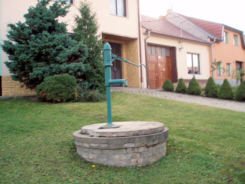 studna bez jména (6189) - listopad 2012