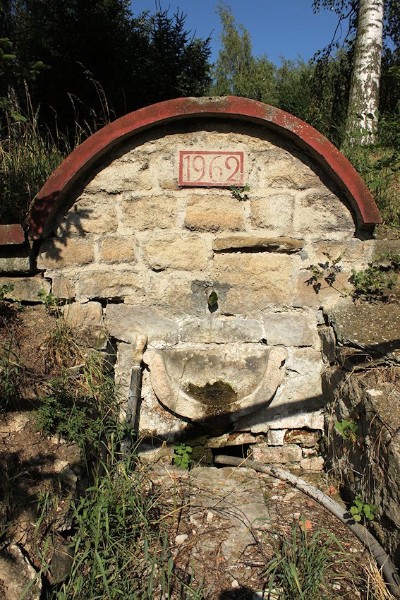 studánka Na Zámečku (6492) - únor 2013