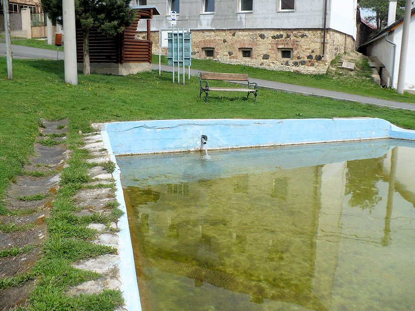 pramen bez jména (6684) - duben 2013