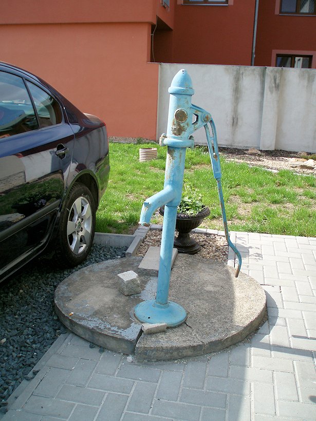 studna bez jména (6695) - duben 2013