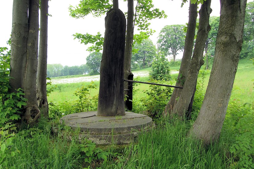 studna bez jména (6862) - květen 2013