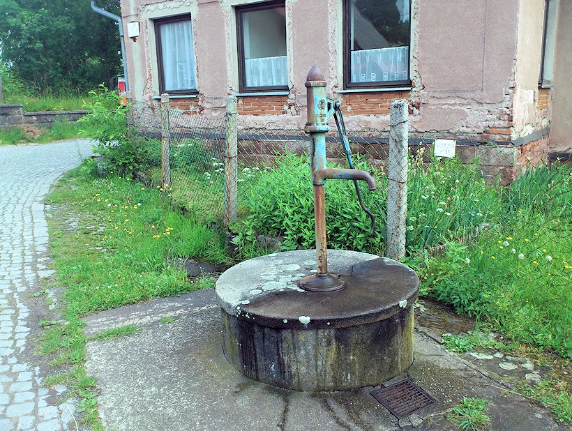 studna bez jména (7074) - červenec 2013