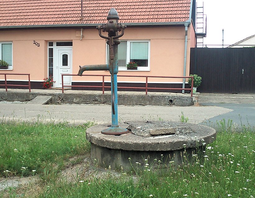 studna bez jména (7117) - červenec 2013