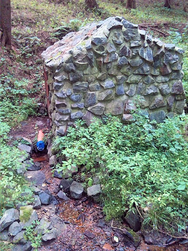 studánka U Pramene (7517) - září 2013