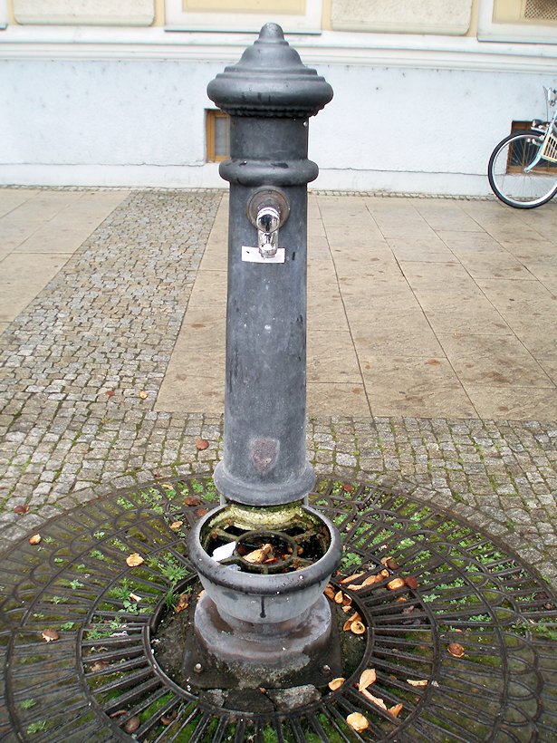 jiný vodní zdroj bez jména (7609) - říjen 2013