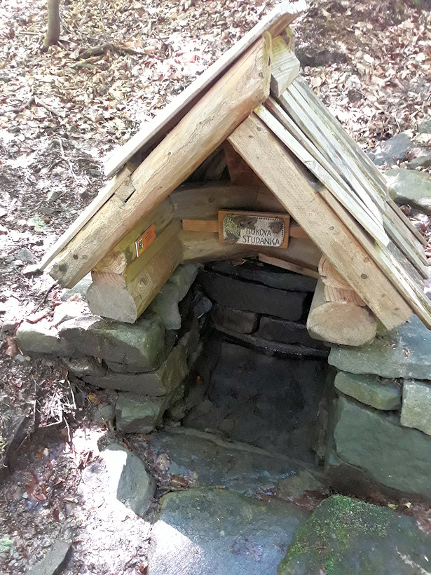 studánka Buková (8243) - červenec 2020