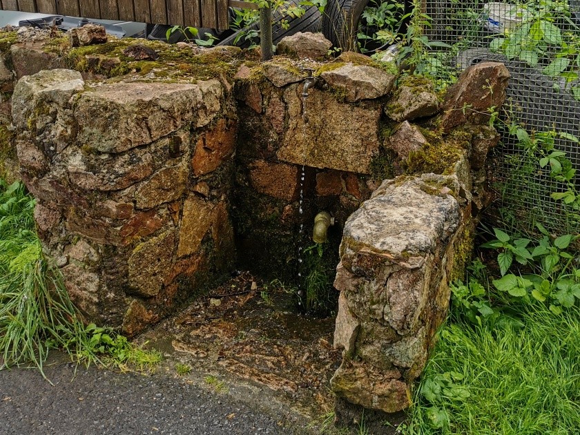 studánka bez jména (8443) - červenec 2023