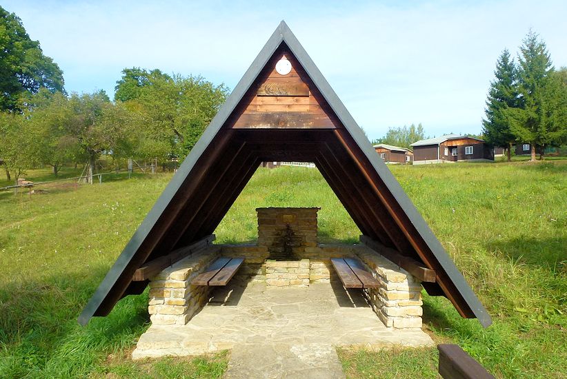 studánka Turistický pramen (8459) - květen 2014