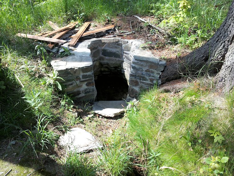studánka bez jména (8466) - květen 2014