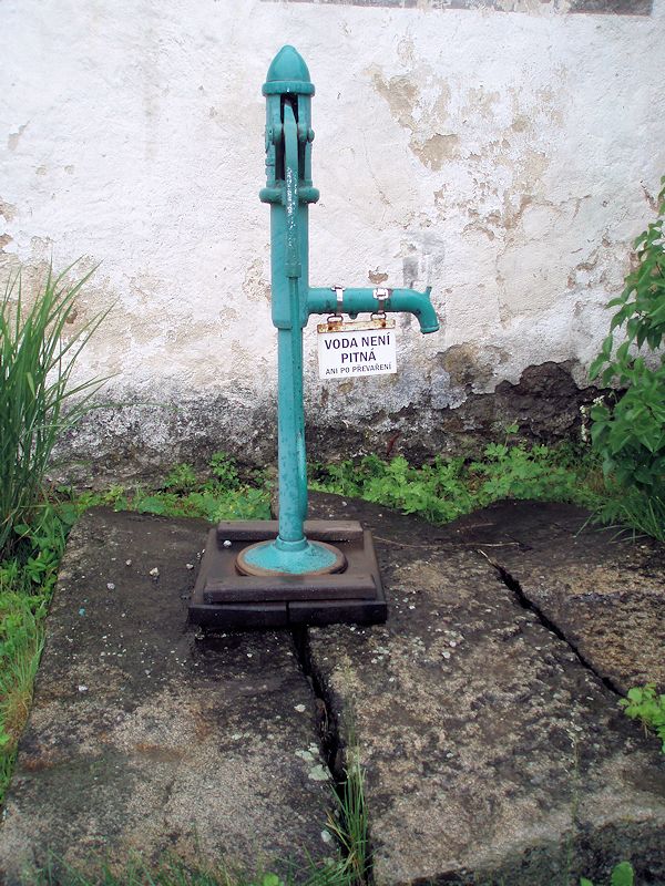 studna bez jména (8658) - červen 2014