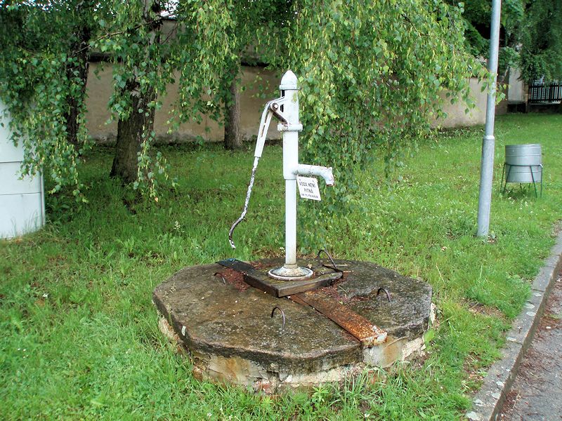 studna bez jména (8659) - červen 2014