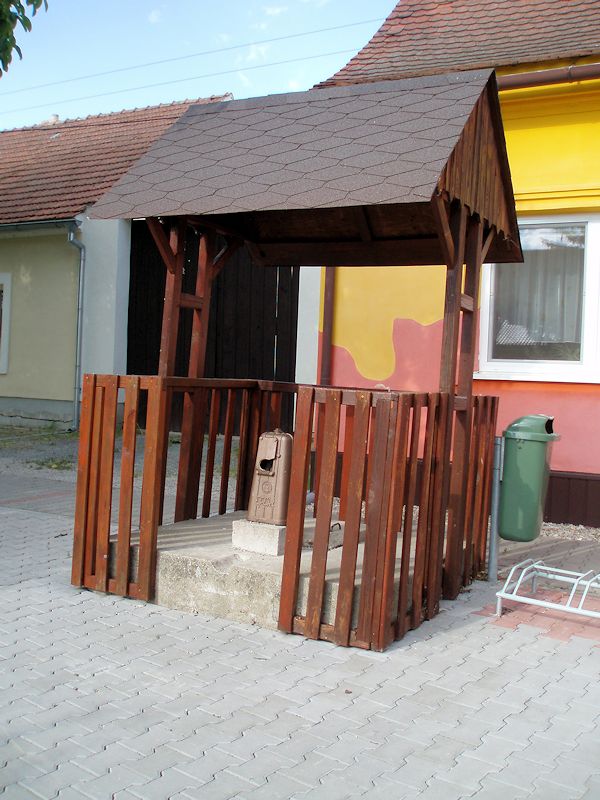 studna bez jména (8729) - červen 2014