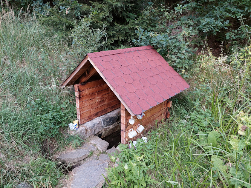 Klenecká studánka (8762) - červenec 2022