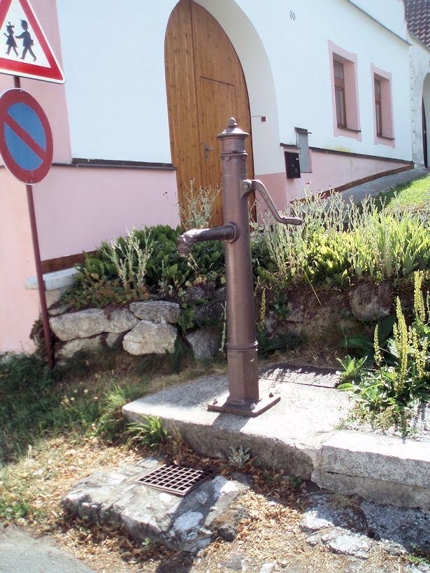 studna bez jména (10020) - červenec 2015