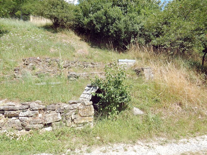 studánka Pod Skřivánčí strání (10076) - srpen 2015