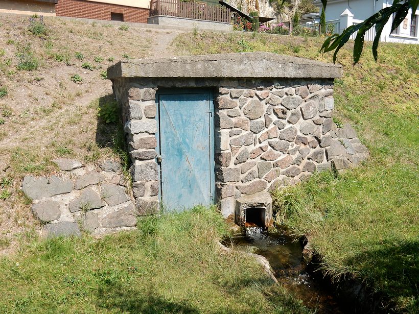 studánka Jankovický pramen (10078) - srpen 2015