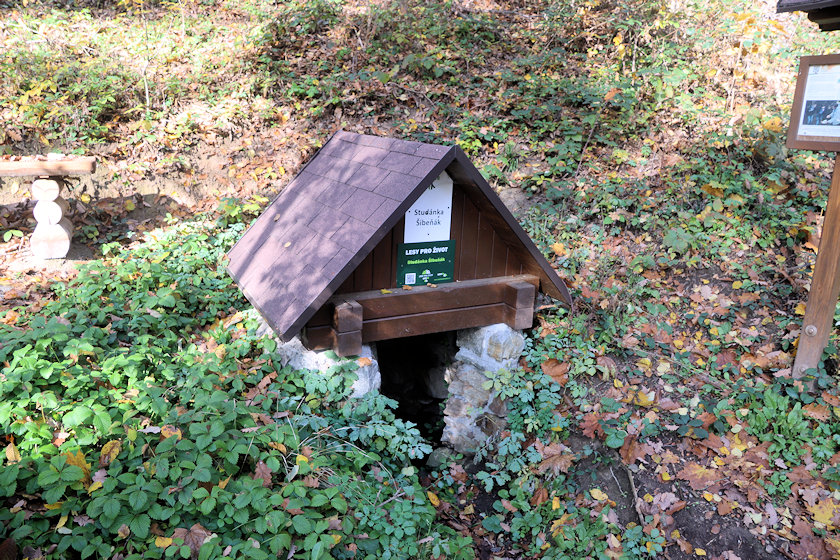studánka Šibeňák (9553) - říjen 2022