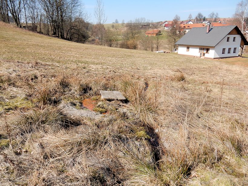 studna Nad koupalištěm (9599) - březen 2015
