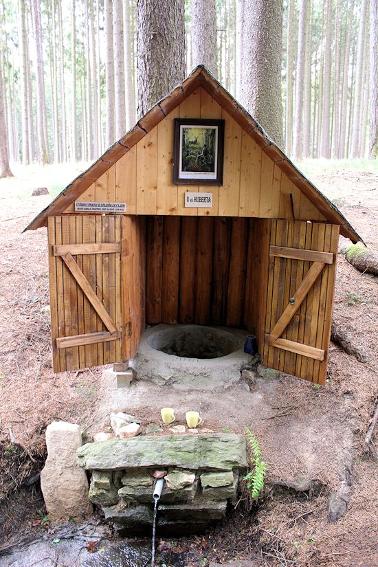 studánka Hubertova (9603) - duben 2015