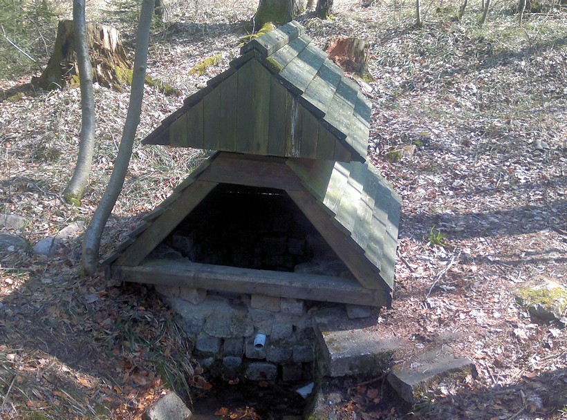 studánka U Sv. Josefa (9635) - duben 2015