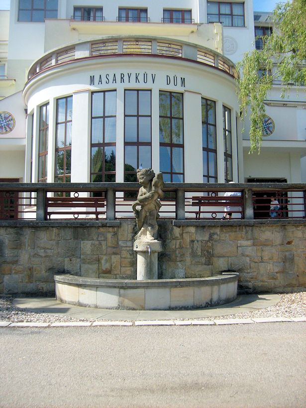 pramen bez jména (9823) - květen 2015