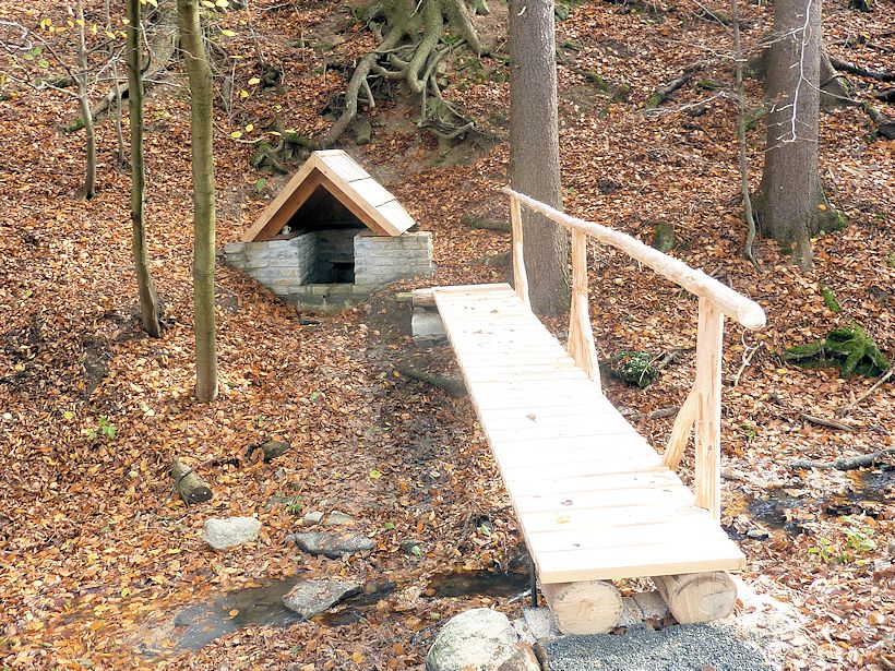 Budkovská studánka (9842) - květen 2015