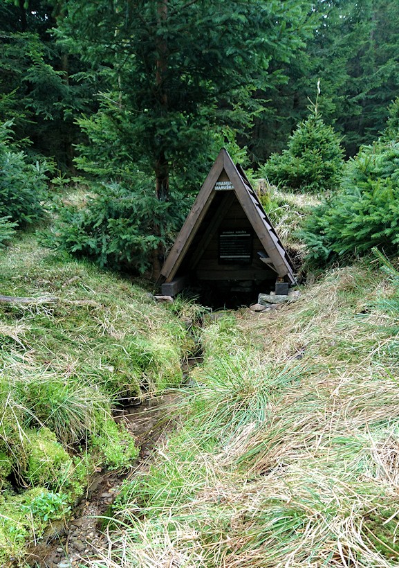 studánka Maruška (10619) - duben 2016