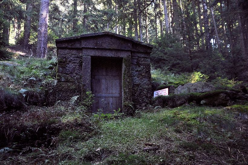 jiný vodní zdroj Zámecký pramen (10633) - duben 2016