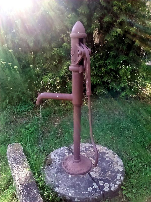 studna bez jména (10759) - červen 2016