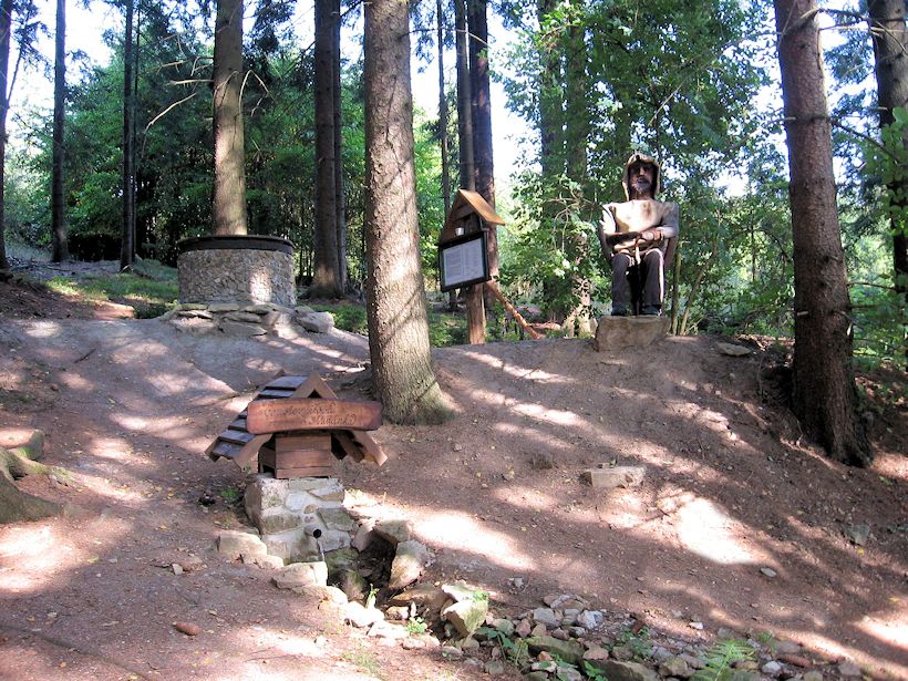 studánka Poustevníkova studána (11028) - říjen 2016