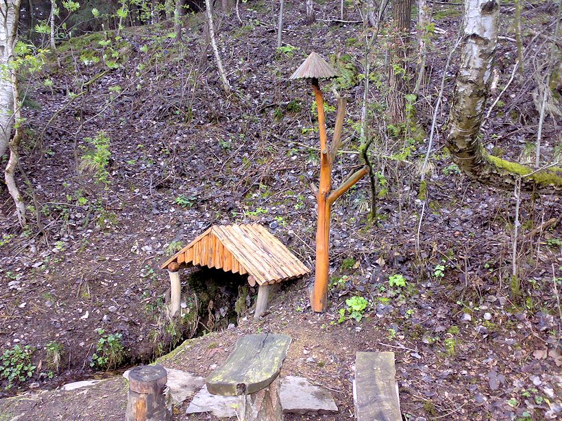 studánka V Chobůtkách (11251) - duben 2017