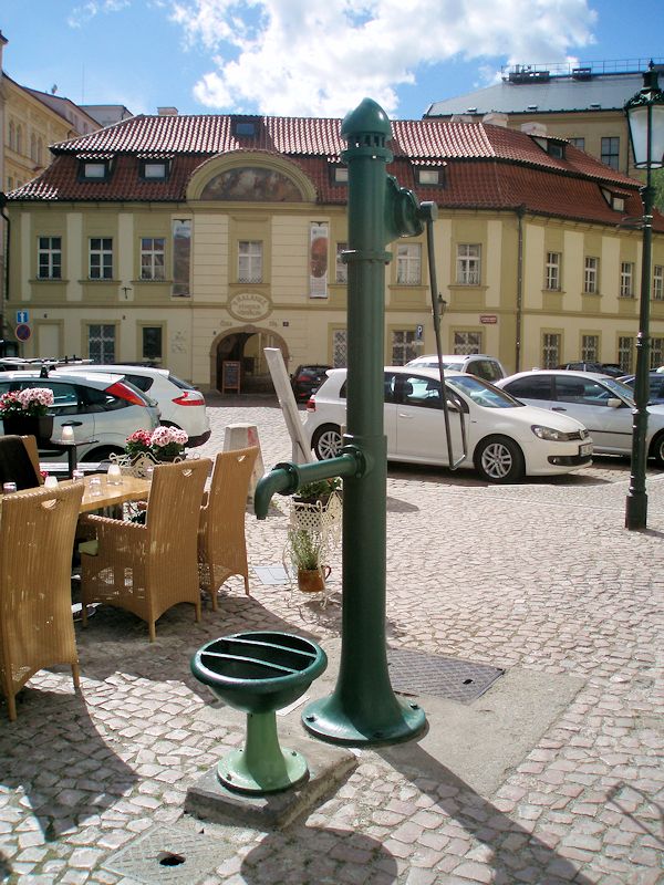 studna bez jména (11257) - květen 2017