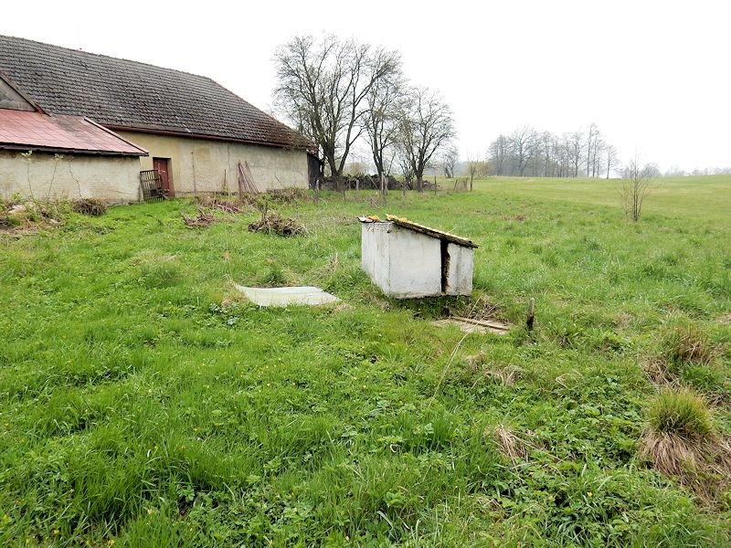 studánka U Hloušku (11277) - květen 2017