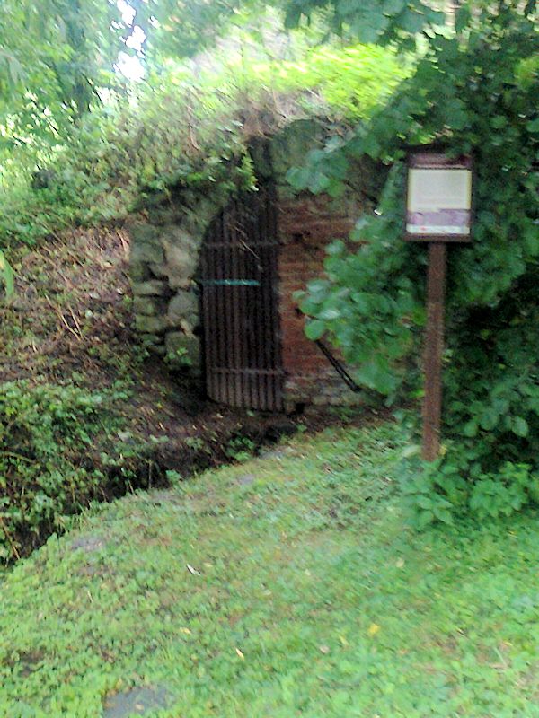 studna bez jména (11495) - červenec 2017