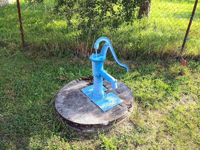 studna bez jména (12150) - červen 2018