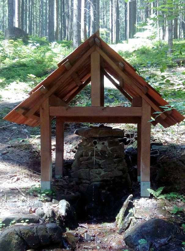 studánka Na potoku (12167) - červen 2018