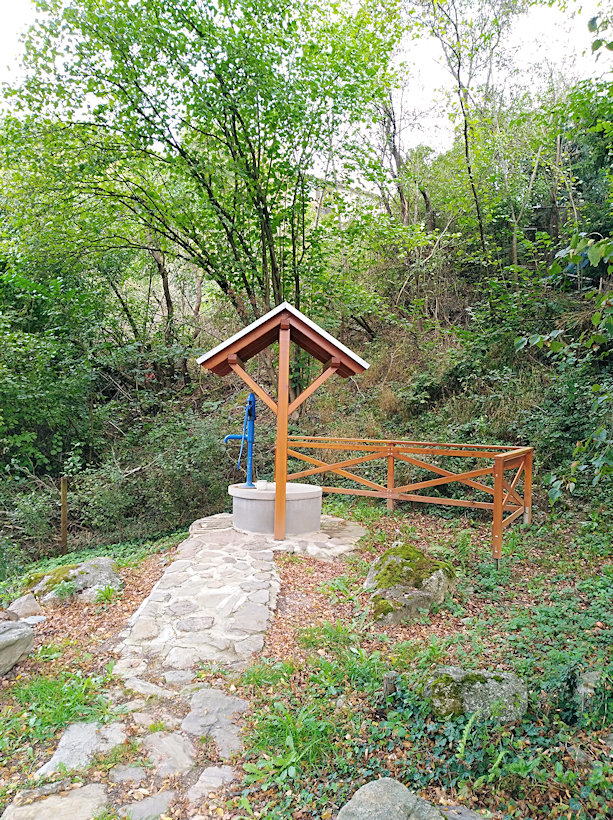 studna bez jména (12402) - září 2018
