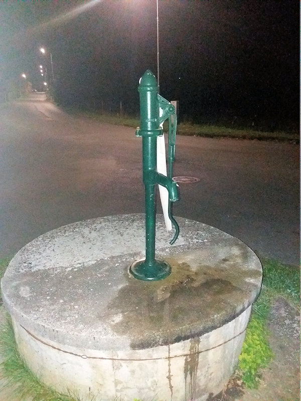 studna bez jména (13156) - říjen 2019