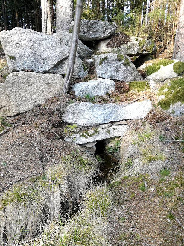 Vojtěchova studánka (13225) - duben 2020